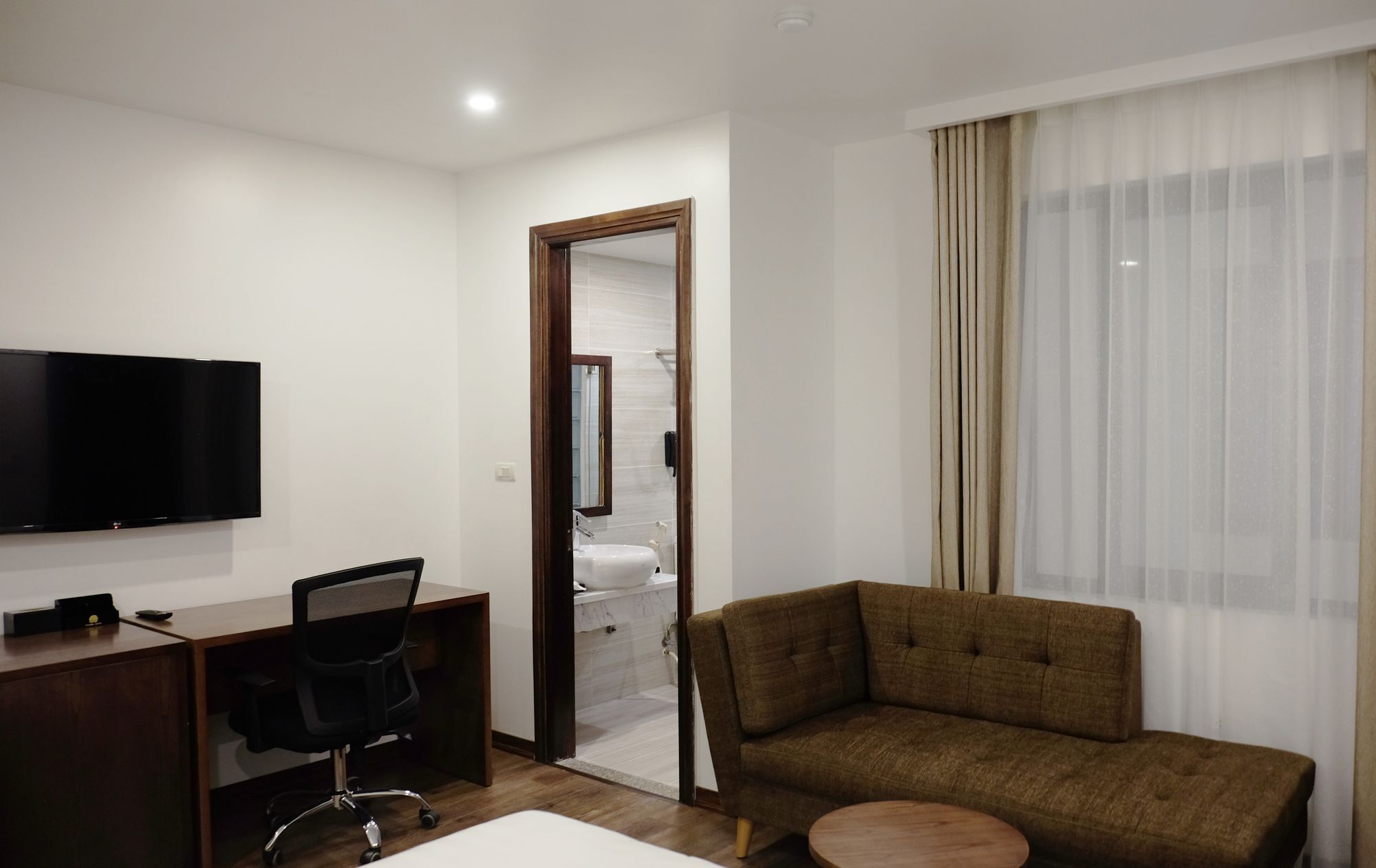 Inearth Hotel Ханой Екстериор снимка